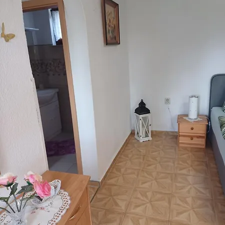 Fichtestrasse 50a Apartment *